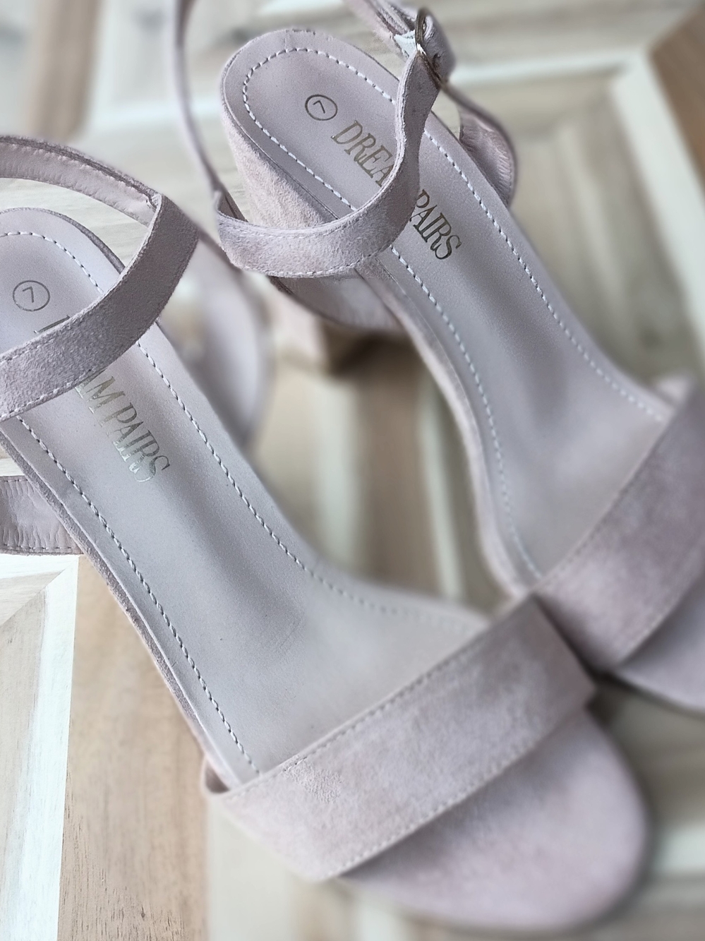 DREAM PAIRS Nude Faux Suede Chunky Block Heel Sandals